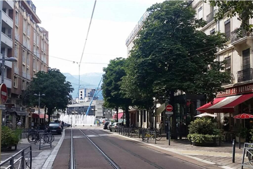 Joli 2 Pieces En Centre Ville , Gare A 50 Metres Grenoble Exteriér fotografie